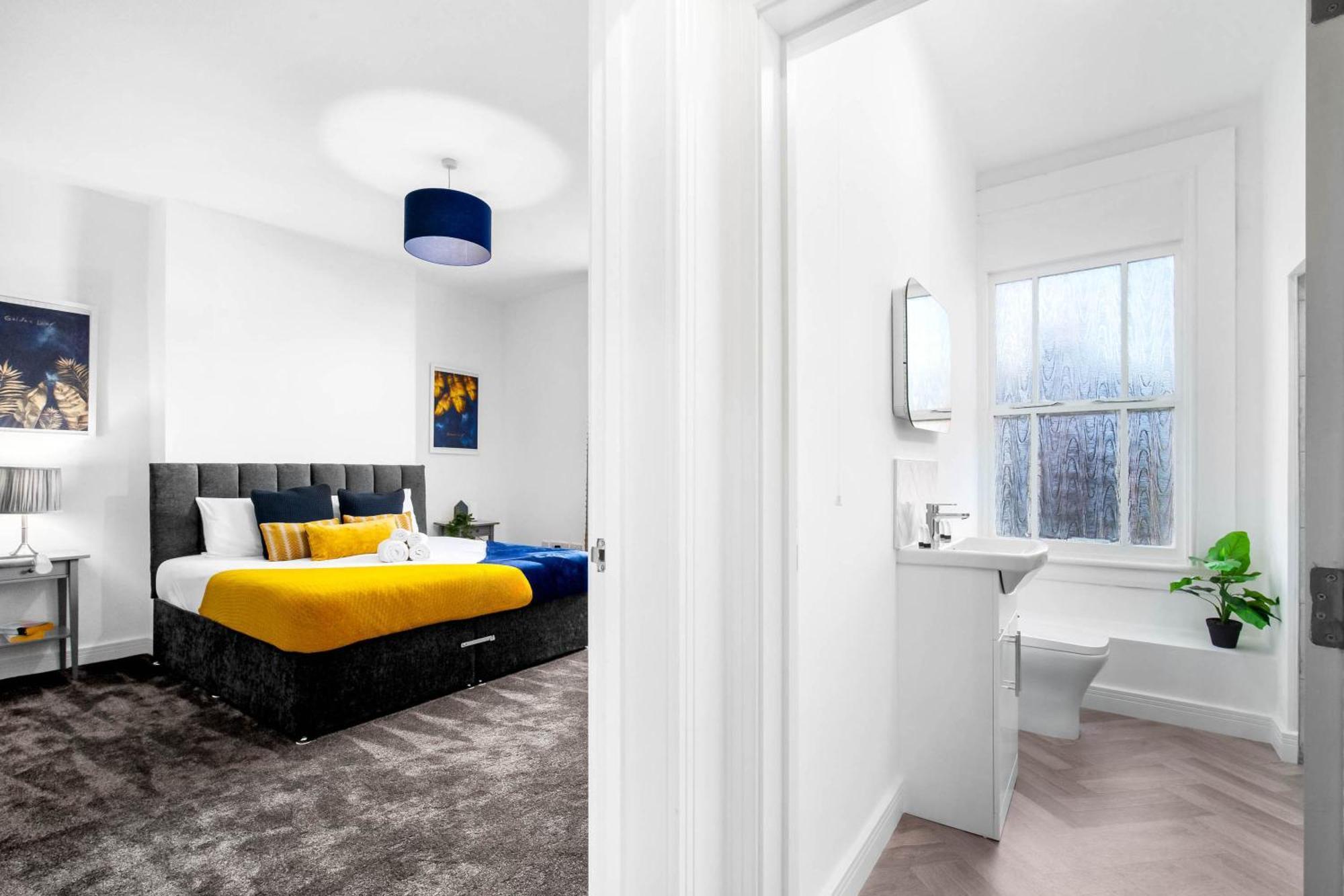 Large Modern Apartment - High-Speed Wifi - Netflix - Street Parking 3Br Birmingham Exterior foto
